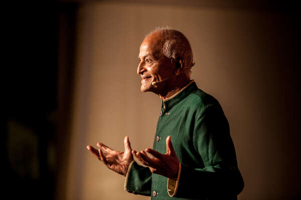 Portrait of Satish Kumar
